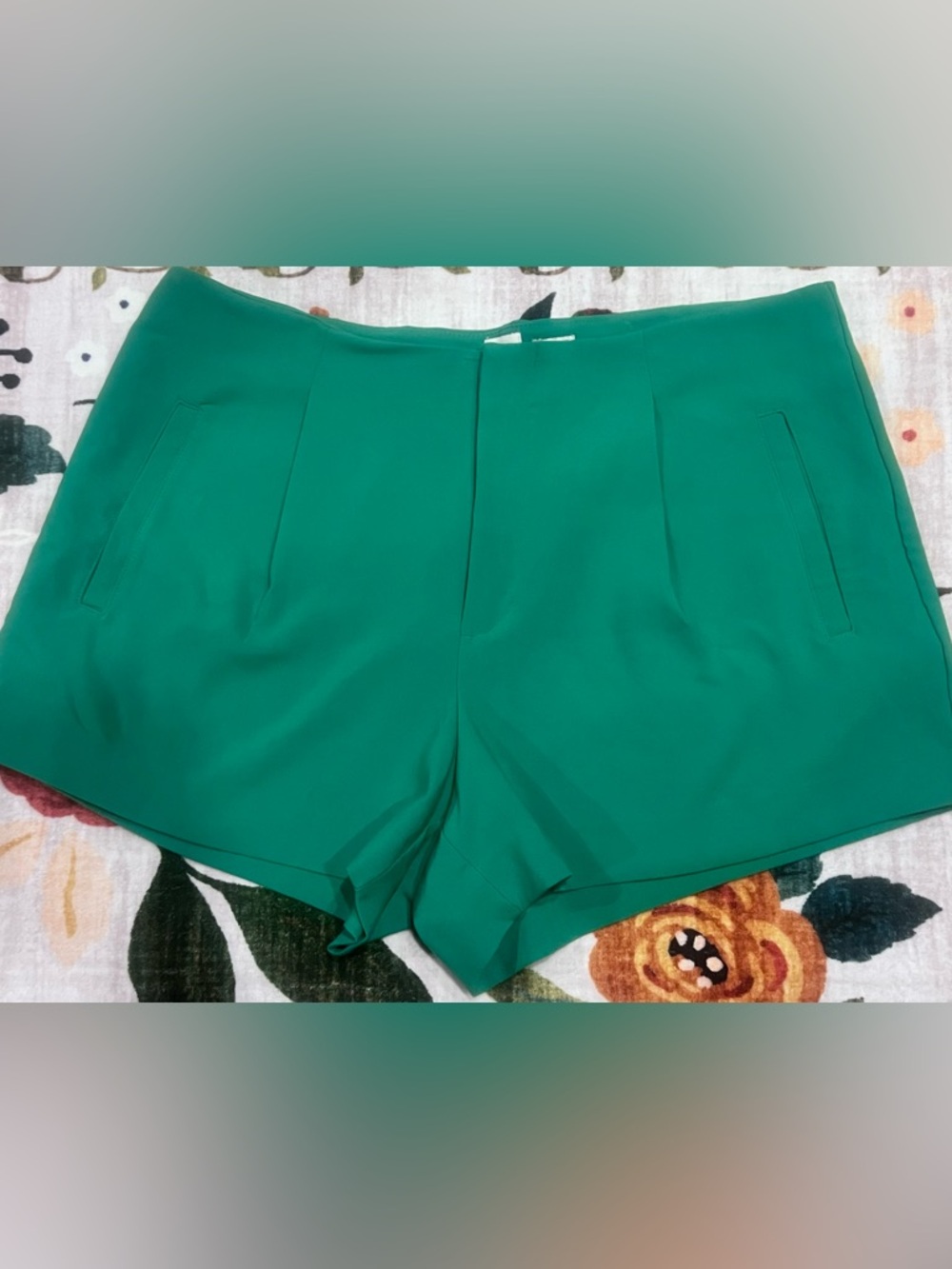 a new day Emerald High-Waist Tailored Shorts